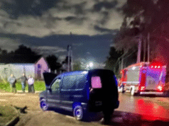 Impresionante choque entre dos camionetas y una moto en Longchamps