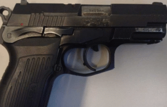 Tiroteo en Avellaneda: un policía y un delincuente con frondoso prontuario heridos