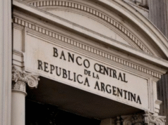 El Banco Central vuelve a bajar la tasa de interés, que impacta en el ahorro en pesos