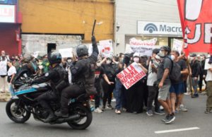 Puente Pueyrredón: tensión y represión con gases para impedir un corte en Avellaneda
