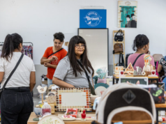 El municipio lanzó el programa “Vuelta al cole” en la Tienda Brown con beneficios para las familias