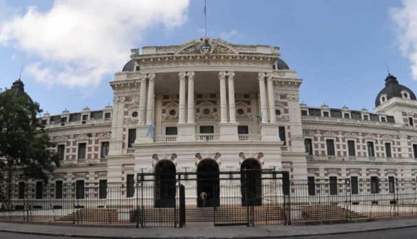 La Provincia transfirió el primer desembolso del Fondo de Emergencia Municipal