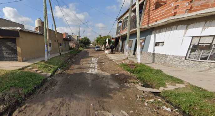 Remedios de Escalada: una mujer fue golpeada y estuvo cautiva junto a sus hijos